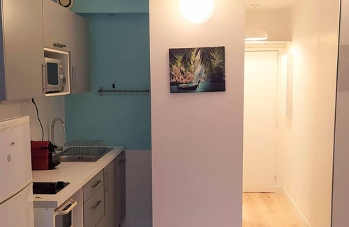 La Ciotat Apartment | Studio - quiet seaside location with private parking