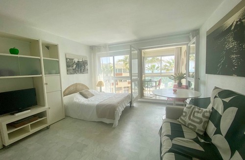 Montpellier Apartment | Studio sea view with parking - 3 guests