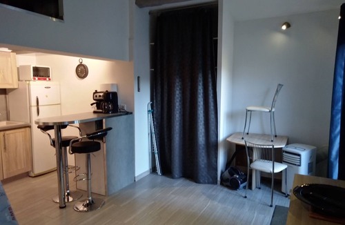 Lorgues Apartment | Studio spa jacuzzi private pool access villa in lorgues-83