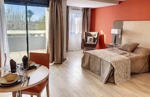 La Bocca Nord Apartment | Studio Spacieux Luxe Avec Balcon