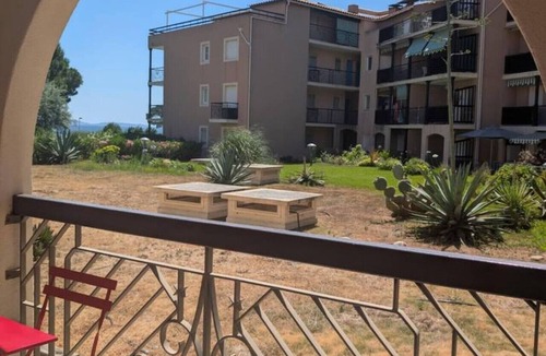 Miramar Apartment | Studio Vue d'or - 50 m from Miramar beach