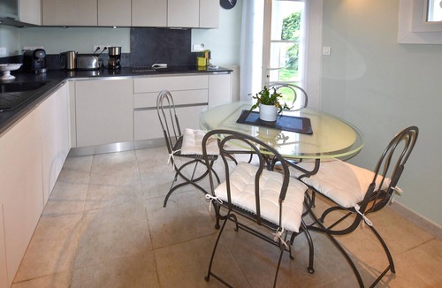 Morieres-les-Avignon House | Stunning home in Morières-lès-Avignon