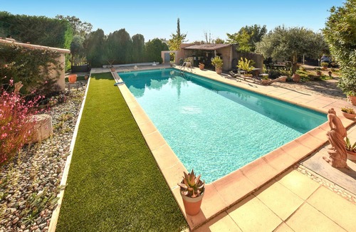 Cabrieres-dʼAigues House | Stunning home in Cabrières-d'Aigues