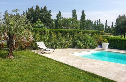 Vedene House | Stunning home in Vedène with WiFi