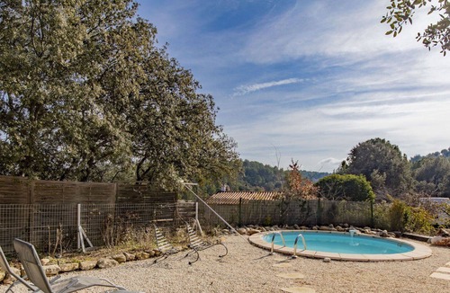 Jouques House | Stunning private villa for 6 people with private pool, WIFI, A/C, TV, terrace and parking