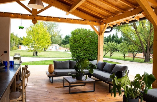 Paluds de Noves House | Suite 10 minutes from St Remy de P private pool - by feelluxuryholidays