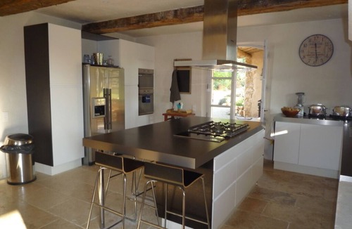 Bonnieux House | Sumptuous villa with swimming pool, sauna, jacuzzi and much more!