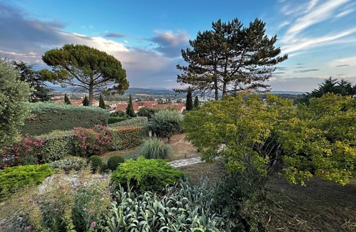 Venelles House | Sunny House with Private Pool