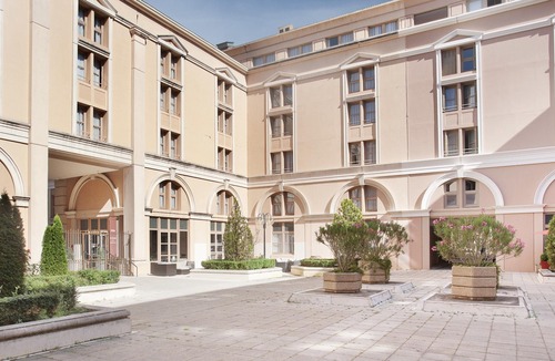 Couronne Urbaine Apartment | Super endroit ! Studio Climatisé