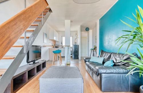 4th Arrondissement Apartment | Superb apartment panoramic view of Marseille