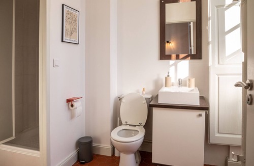 Noves Apartment | Superb, charming apartment 10 minutes from Saint-Rémy.