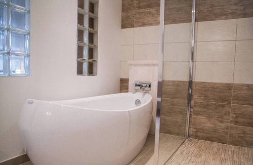 Noves Other | Superb Farmhouse, Pool, Lovely garden, Quiet, Fully air-conditioned