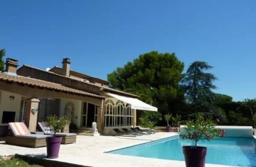 Morieres-les-Avignon Villa | Superb property in Avignon