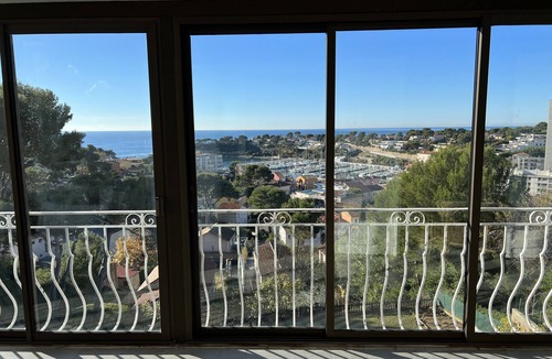 Carry-le-Rouet House | Superb view, swimming pool, close to sea and village, 160 m2 apartment in villa