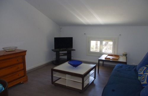 Toulon - Hyeres House | T2 2nd floor of the villa of the sea