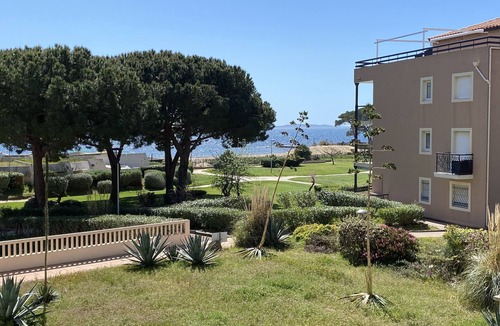 Miramar Apartment | T2 Cabine Bord DE MER ET VUE MER SUR L'ile DE Porquerolles