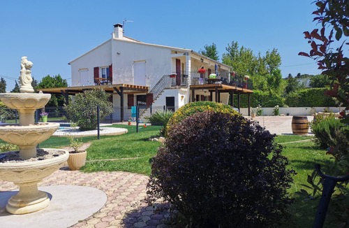 Courthezon House | T2 independent with swimming pool