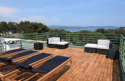 Cavaliere Apartment | T4 APARTMENT OF 100 M² (CAN BE CONVERTED INTO A T3 OF 76M² ON REQUEST)