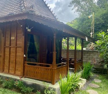 Mambal Villa | Tebeduwe Joglo Villa