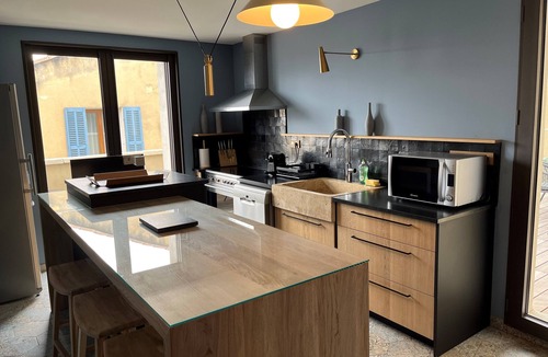 Chateauneuf-de-Gadagne House | Ten minutes from Avignon and Isle sur Sorgue, in the heart of the village, charming villa