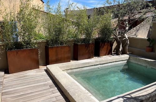Chateauneuf-de-Gadagne House | Ten minutes from Avignon and Isle sur Sorgue, in the heart of the village, charming villa