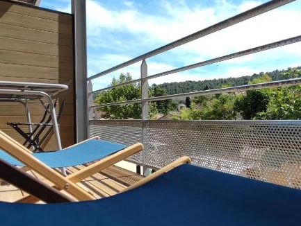 Roquefort-la-Bedoule Apartment | Terracotta - T2 avec Terrasse proche de Cassis