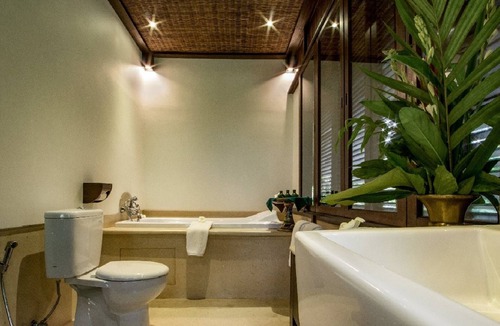 Batuan Hotel | The Bali Purnati Center For The Arts