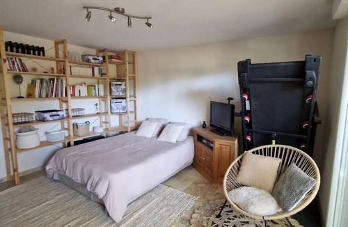 Monteux Other | The country house