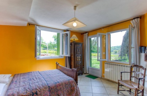 Mormoiron Apartment | The Little Bacalan