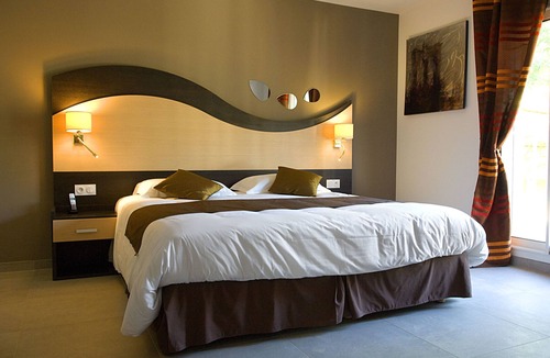 Sollies-Toucas Hotel | The Originals City, Hôtel Les Bastides du Gapeau, Hyères Nord