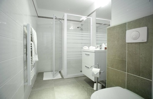 Sollies-Toucas Hotel | The Originals City, Hôtel Les Bastides du Gapeau, Hyères Nord