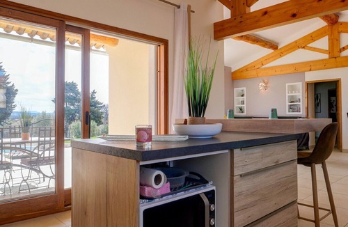 Colonzelle Villa | The Villa with garden, heated swimming pool & view of the Ventoux - Colonzelle