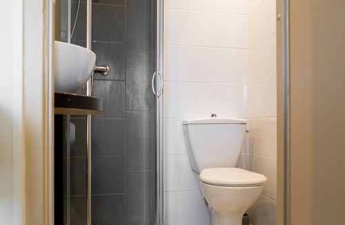 Istres Hotel | Top Motel