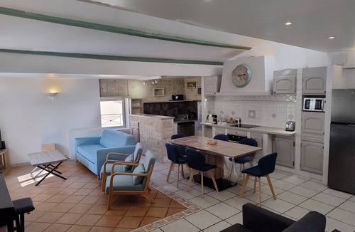 Eyguieres House | Town house "The rooftops of Eyguières"