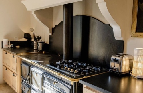 Menerbes House | Très Beau Mas 18ème à Moins de 10mns à Pieds du Coeur de Ménerbes
