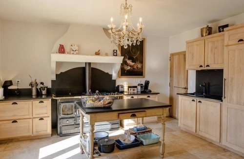 Menerbes House | Très Beau Mas 18ème à Moins de 10mns à Pieds du Coeur de Ménerbes