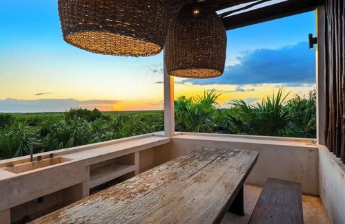 Zona Hotelera House | Tree House Tulum - Beach Access - Villa