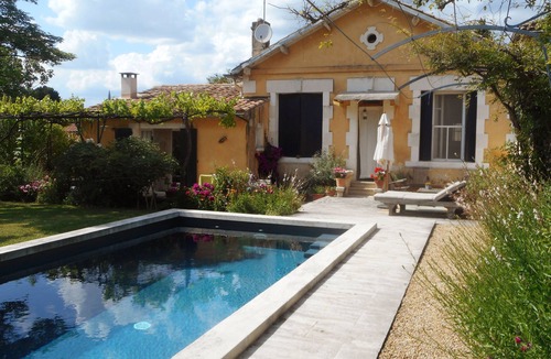 St.-Remy-de-Provence House | Two minutes from the center, house with swimming pool and enclosed garden in a quiet location