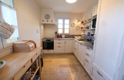Caumont-sur-Durance House | typical provencal farm 18ème in gordes, luberon area in provence with great charm with magnificent view, ideal for family or friends reunions - 12 persons