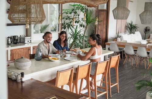 Umalas Villa | Umalas 5BR Bohemian Escape Rice Fields + Yoga & Spa w/12min To Beach