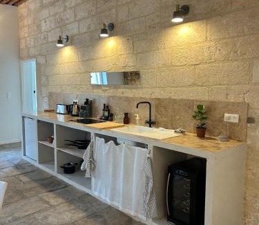 Beaucaire Apartment | Une Nuit en Provence Appartement Authentique