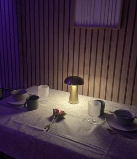 Eyguieres Apartment | Une Pause Douceur - Suite Orchidée