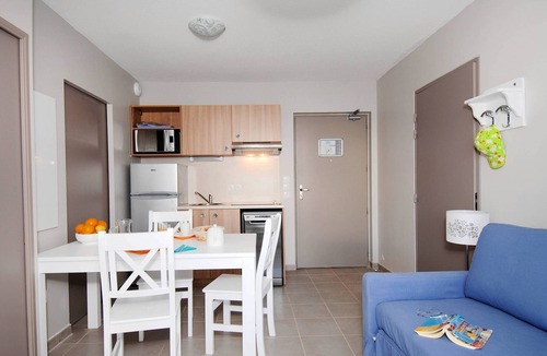 Les Bormettes Condo | Vacances Près de la Mer | Accès 2 Piscines