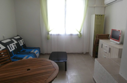 Vaison-la-Romaine Apartment | Vacation Rentals City Centre