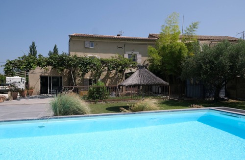 Barbentane Villa | Vacation rental with pool BARBENTANE LS6-255