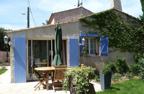 Sainte-Anastasie-sur-Issole House | villa village in the countryside