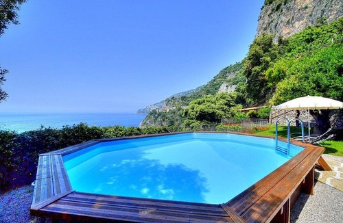 Conca dei Marini Villa | Villa Amaltea: A bright three-story villa built sheer above the sea, with Free WI-FI.