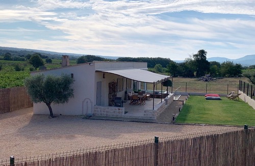 Puyloubier Villa | VILLA AT THE FOOT OF SAINTE VICTOIRE WITH SWIMMING POOL NEAR AIX EN PROVENCE