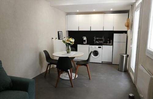 Septemes-les-Vallons Villa | Villa au Calme avec Extérieur et parking gratuit aux portes d'Aix et Marseille Emplacement idéal