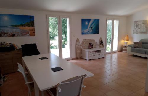 Bollene Villa | Villa avec petite piscine dans cadre verdoyant